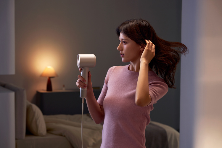 Laifen Suszarka do Włosów Swift 4 Tytanowa z Jonizacją z Dyfuzorem Olejków