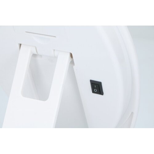 Grundig Lusterko kosmetyczne 10 LED CM18256 /OUTLET