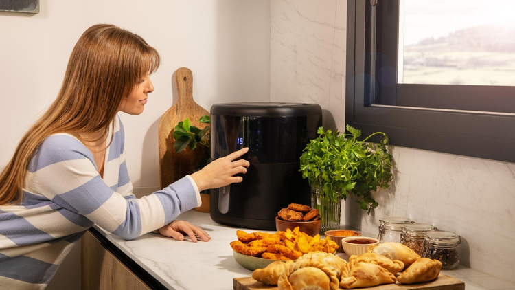 Cecotec Frytkownica bezolejowa Cecofry Bombastik 6000 6l