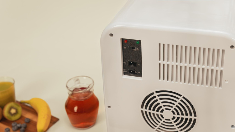 Cecotec Bolero MiniCooling 20L Bahamas Beige Lodówka turystyczna Beżowy