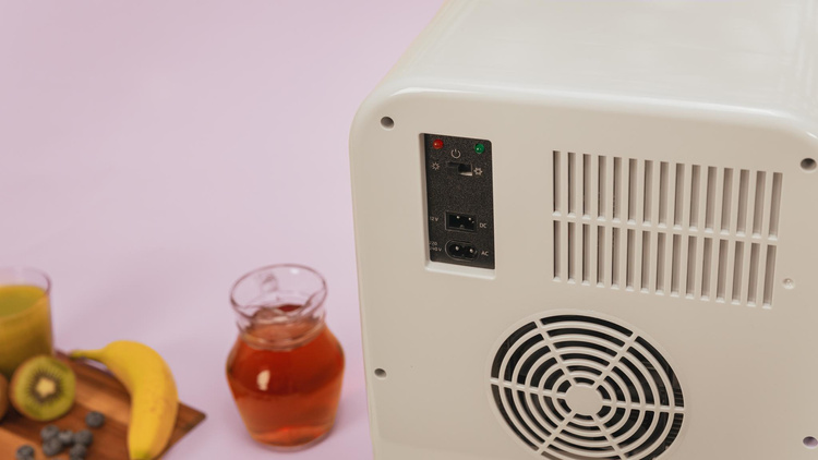 Cecotec Bolero MiniCooling 20L Bahamas Pink Lodówka turystyczna Różowy