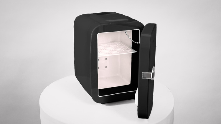 Cecotec Bolero MiniCooling 4L Río Black Lodówka turystyczna Czarny