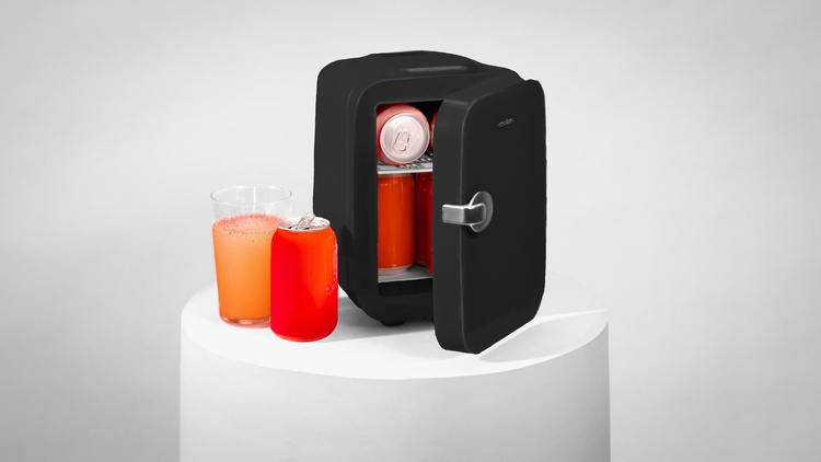 Cecotec Bolero MiniCooling 4L Río Black Lodówka turystyczna Czarny