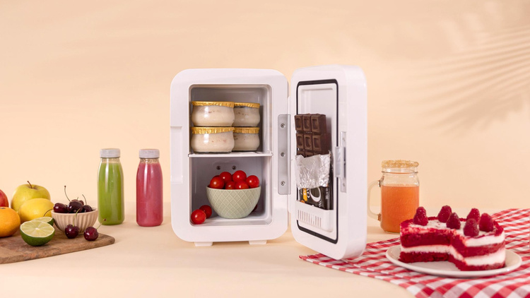 Cecotec Bolero MiniCooling 10L Bahamas Pat 3 Lodówka turystyczna Biały