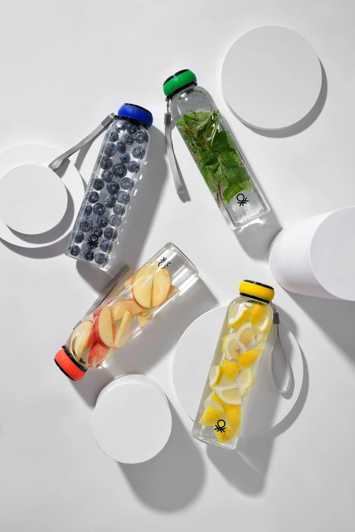 Butelka szklana Benetton 550ml Niebieska nakrętka