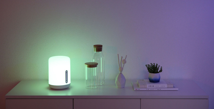 Inteligentna lampka nocna Xiaomi Mi Bedside Lamp 2 RGB 16 mln 400 lumenów