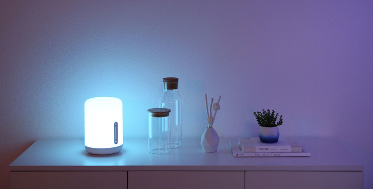 Inteligentna lampka nocna Xiaomi Mi Bedside Lamp 2 RGB 16 mln 400 lumenów