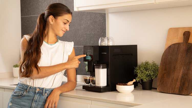 Cecotec Cremmaet Compactccino Ekspres do kawy