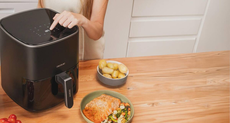 Frytkownica Beztłuszczowa Cecotec Cecofry Fantastik 5500 5.5l Czarna /OUTLET