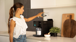 Cecotec Cremmaet Compactccino Ekspres do kawy