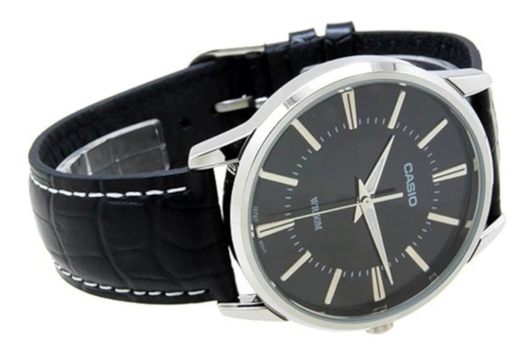Casio Zegarek Męski Kwarcowy Skóra naturalna Wodoszczelność MTP-1303PL-1AVEF