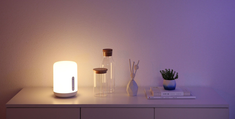 Inteligentna lampka nocna Xiaomi Mi Bedside Lamp 2 RGB 16 mln 400 lumenów
