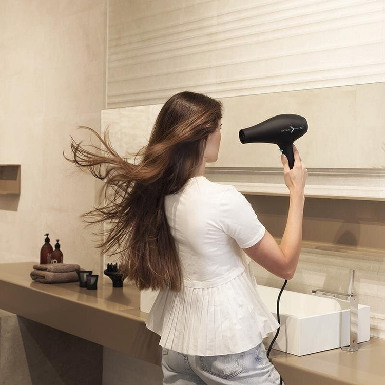 Suszarka Cecotec Bamba IoniCare 5350 PowerShine Ice Czarna 2600W